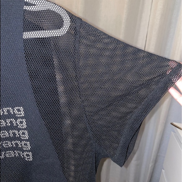 AUTHENTIC Alexander Wang Stacked Logo Mesh Tee - Picture 9 of 16